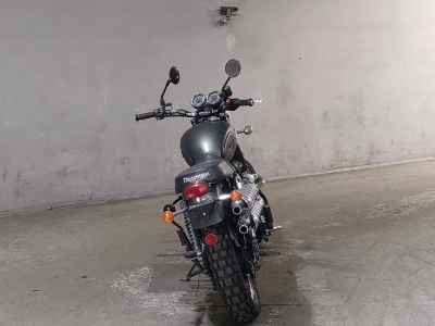 Triumph Scrambler 900 2011