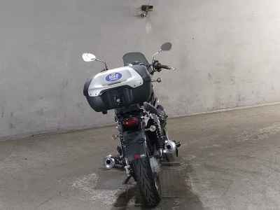 Moto Guzzi Nevada Classic