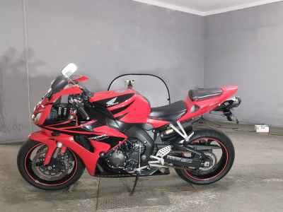 Honda CBR1000RR 2006