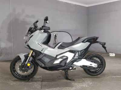 Honda X-Adv 750 2025