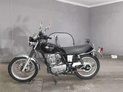 Yamaha SR400 2020