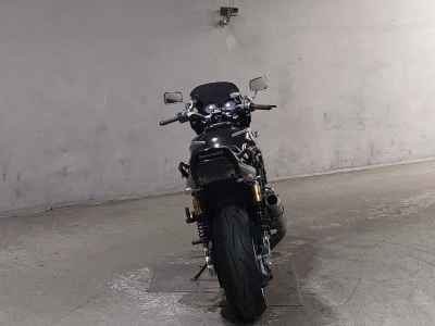 Kawasaki ZRX1200R 2005