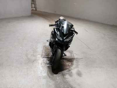 Kawasaki Ninja ZX-25R 2021