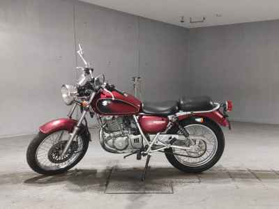 Suzuki ST250E