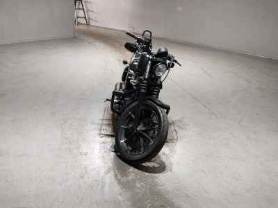 Harley-Davidson Sportster Iron XL883N