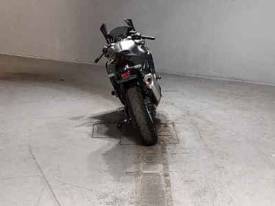 Kawasaki Ninja ZX-4R SE 2025