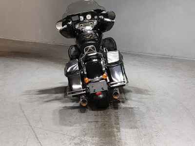 Harley-Davidson FLHX 1690 2011