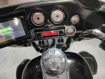 Harley-Davidson FLHX 1690 2011