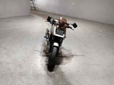 Suzuki GSX250S Katana