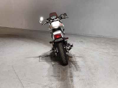 Suzuki GSX250S Katana