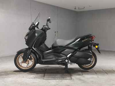 Yamaha XMAX 250