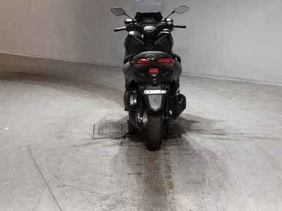 Yamaha XMAX 250