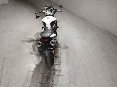 Triumph Street Triple R 2011