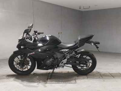 Suzuki GSX250R