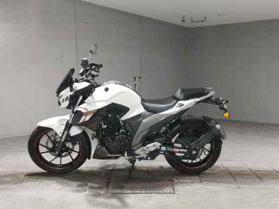 Yamaha FZ25