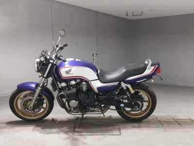 Honda CB750 2005