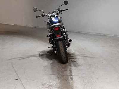 Kawasaki Z900RS 2023