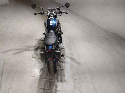 Kawasaki Z900RS 2023