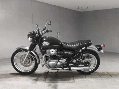 Kawasaki W800 2025