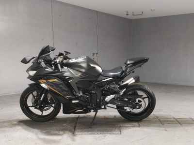 Kawasaki Ninja ZX-25R KRT Edition 2022