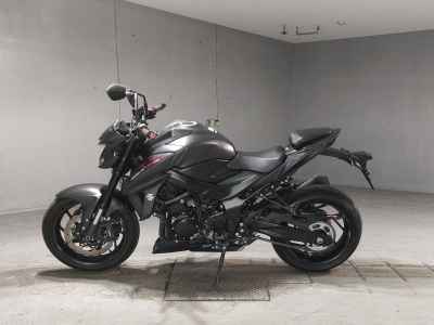 Suzuki GSX-S750 2017