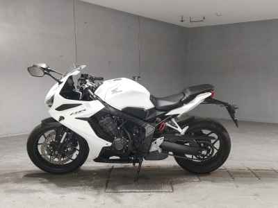 Honda CBR650R 2023
