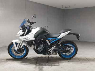 Suzuki GSX-8S 2023