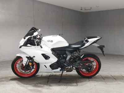 Yamaha YZF-R7 2023
