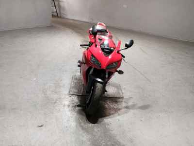 Honda CBR1000RR 2006