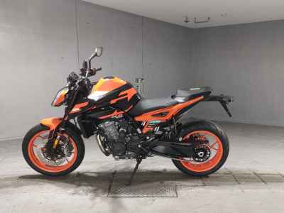 KTM 890 Duke GP