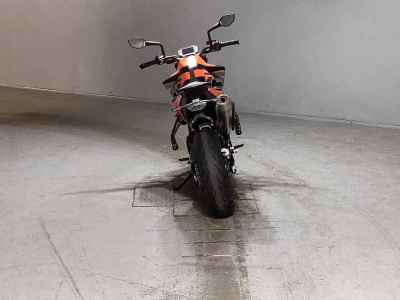 KTM 890 Duke GP