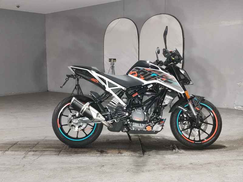 KTM 390 Duke 2024