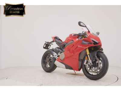 Ducati Panigale V4S