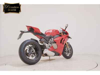 Ducati Panigale V4S