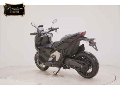 Honda X-Adv 750 2026