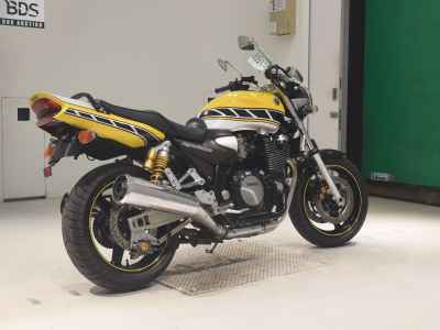 Yamaha XJR1300 2005