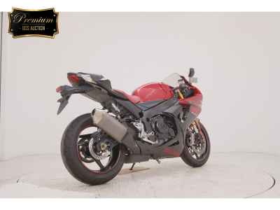 Suzuki GSX-R750 2014