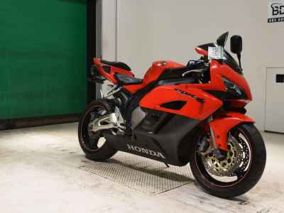 Honda CBR1000RR 2005