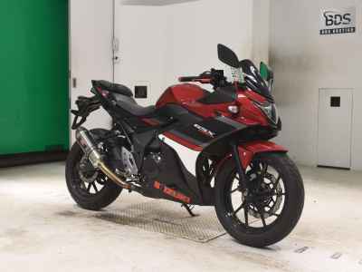 Suzuki GSX250R