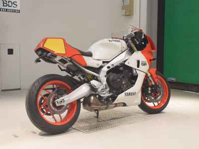 Yamaha XSR900 GP 2024