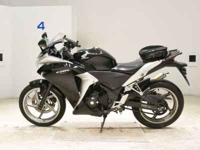 Honda CBR250R 2011