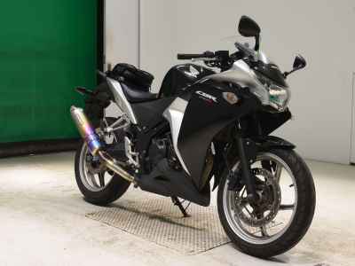 Honda CBR250R 2011