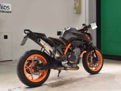 KTM 890 Duke R 2020