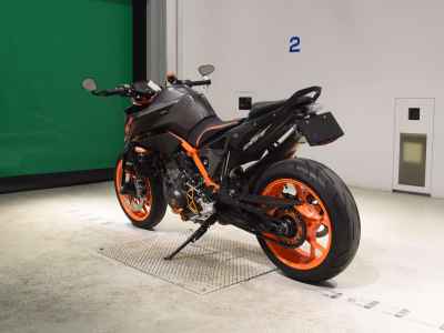 KTM 890 Duke R 2020