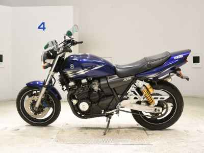 Yamaha XJR400 2009