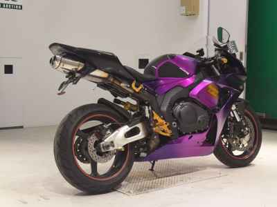 Honda CBR1000RR 2006