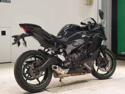 Kawasaki Ninja ZX-25R 2021