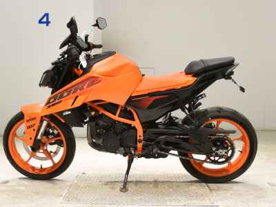 KTM 390 Duke 2024