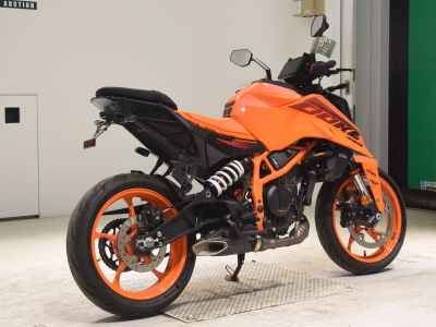 KTM 390 Duke 2024