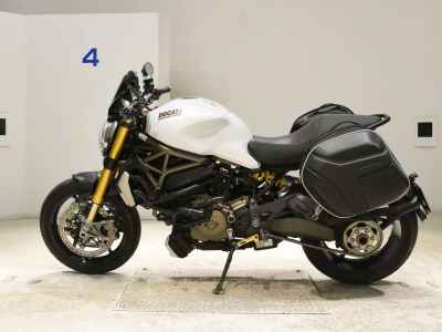 Ducati Monster 1200S 2019